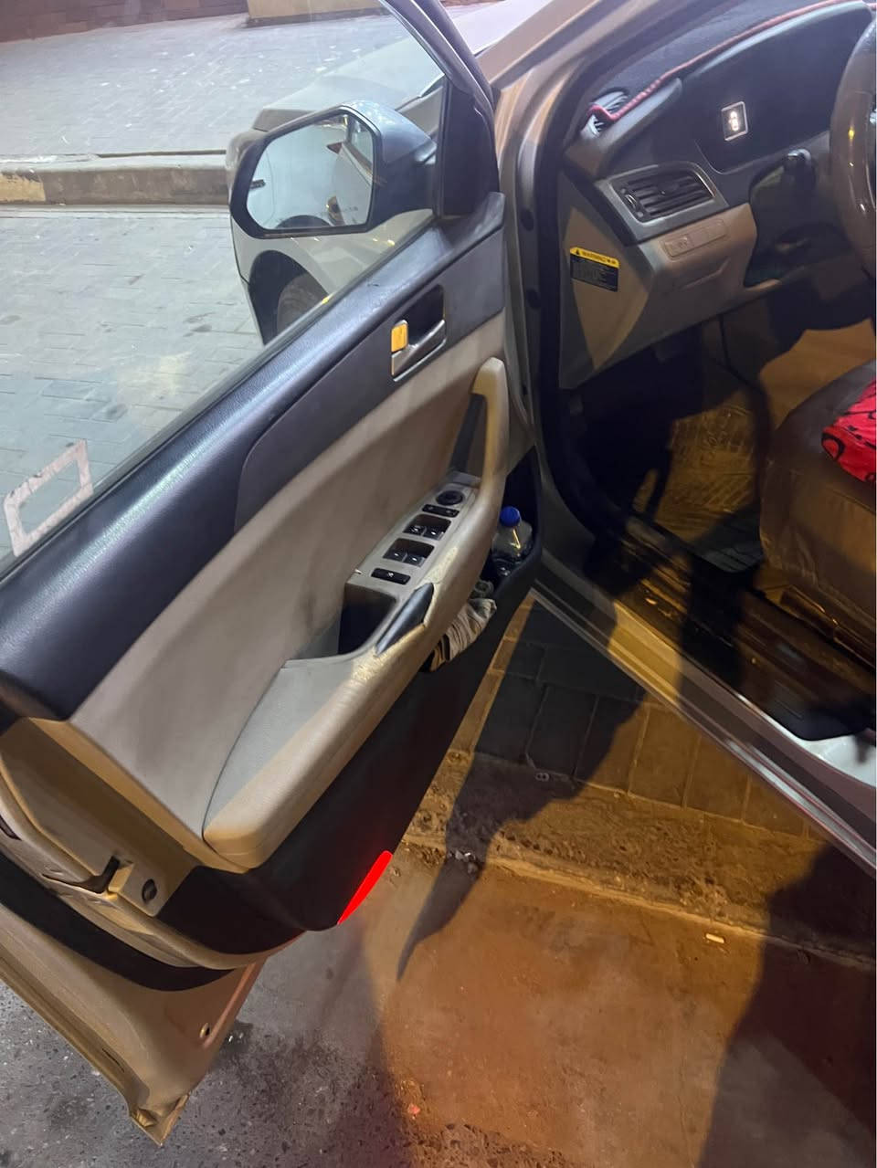 سوناتا مديل 17  وارد مريكي بصره بسمي حدثه دعاميات ثنين وشبر الحوض الصندوك وراجع بارد مكاني البصره الجمهوريه قرب معمل الثلج مكينه وكير وحداده خير من الله ***********  السعر 130 وبيه مجال  إذا اكو مرارس اراوس البصرة, العراق
