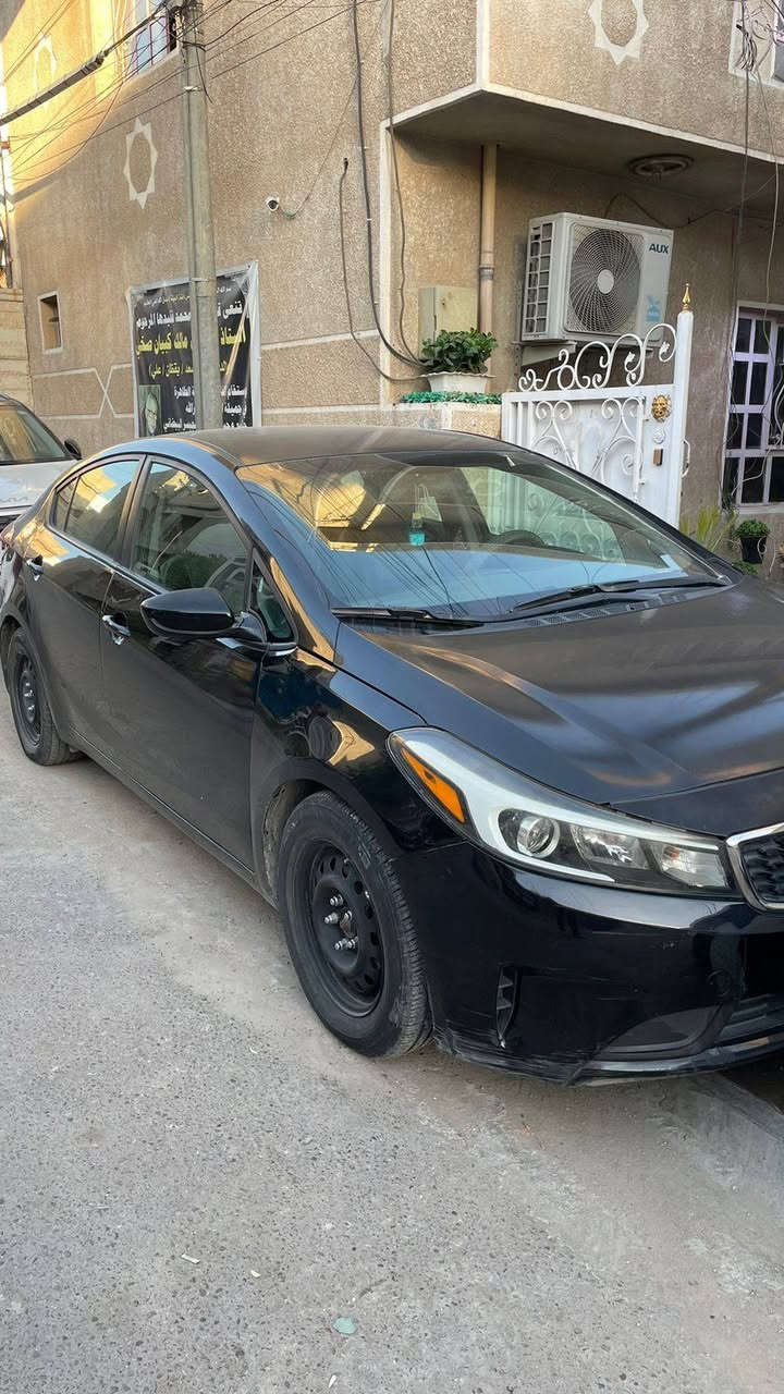 كيا فورتي 2018
وارد امريكي
محرك 2000
ماشيه 32 الف ميل
حادثها جاملغ امامي فقط
السيارة نظيفه
السعر 118 وبيها مجال ان شاء الله
للتواصل ***********
مكاني بغداد حي تونس
