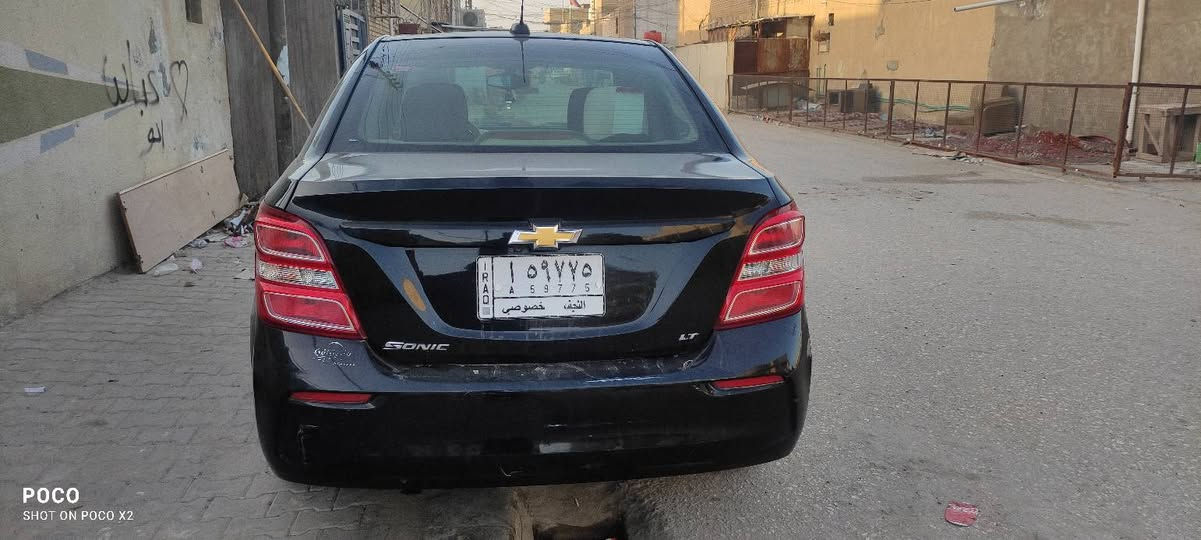 سلام عليكم شوفر ليت سونك
مديل 2020 جديده وجاهزه سنويه بسمي 
كير محرك حداديه تبريد طخم تاير كله جديد ماشيه 90الف مكفوله من الصبغ بيهه بارد مكانين جاملغ وبنيد السعر 75 
مكاني نجف ***********
