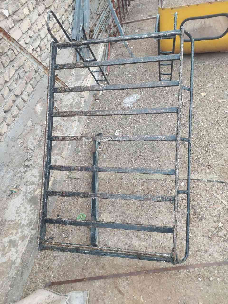 للبيع سيبايه مال تكتك تفصال درجه اولى كامله جيب اوشد سعره ١٠٠ ا بيه مجال لطيبين مكاني بغداد مدينه لصدر 
*********** مامتواجد على فيس شراي يخابر ويدلل
