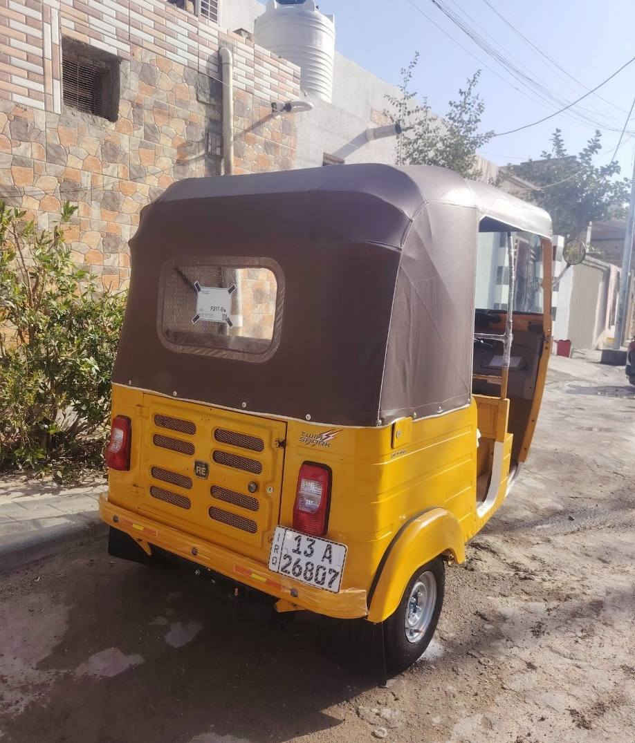 السلام عليكم شباب تكتك ١٩ للبيع التكتك كشرتها كفاله لا صبغ ولأ معجون التكتك جاهزه للشارع لا تنقيص ولا تبخير السعر سته وميه وبيها مجال  ***********
