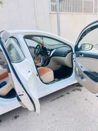 اكسنت موديل16 للبيع فول مواصفات مكينه 1600 تبريد شغال بيها 3قطع مكاني ...