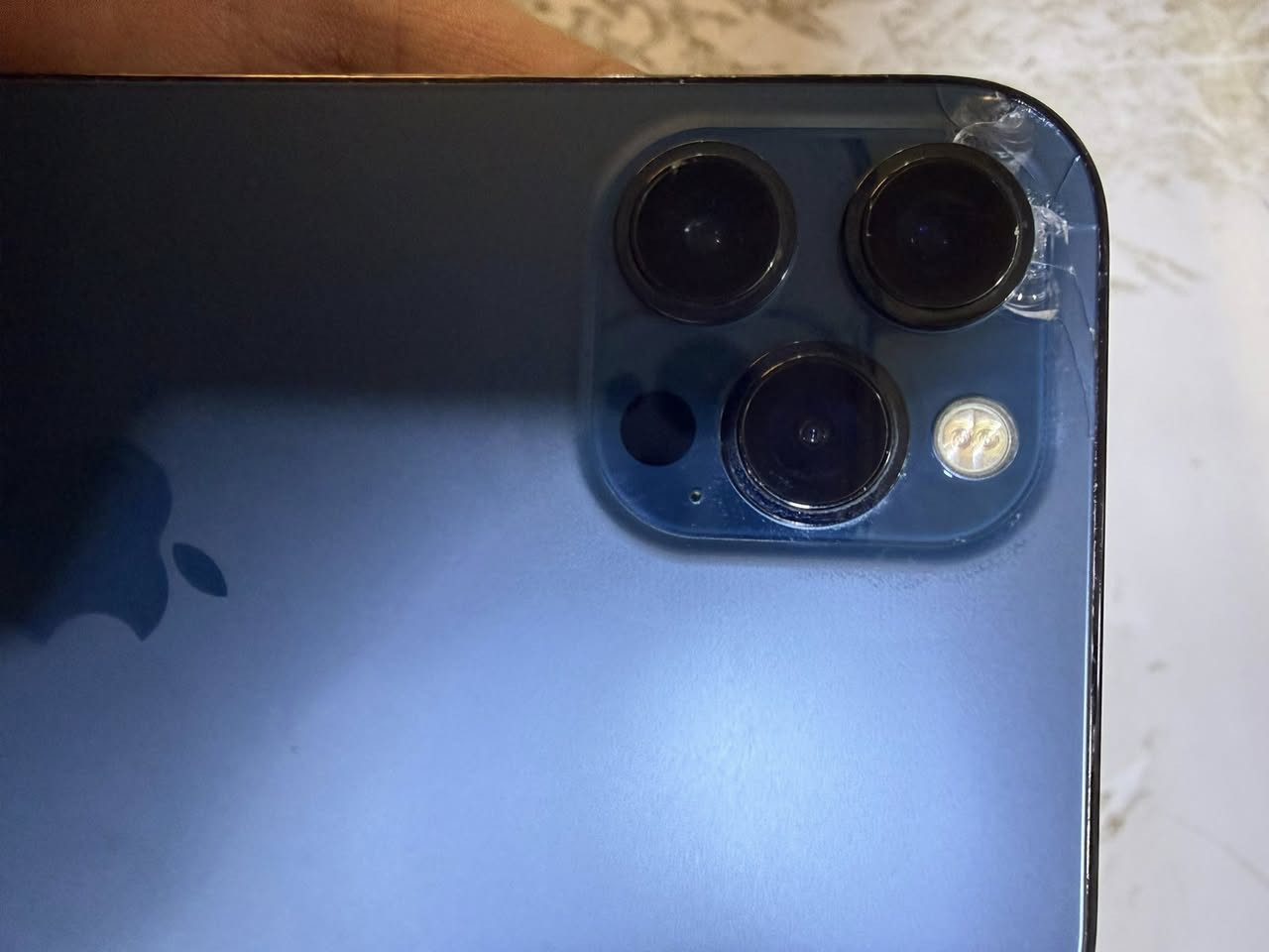 سلام عليكم ايفون ١٢ برو ماكس ذاكره ٢٥٦ شرق اوسط كارتونته موجوده مبدل بطاريه وهذا ضهر بي كسر قيم وتعال اخذ


**إذا كنت صاحب هذا الإعلان وتريد حذفه لأي سبب، رجاءا أرسل رسالة إلى الدعم الفني**