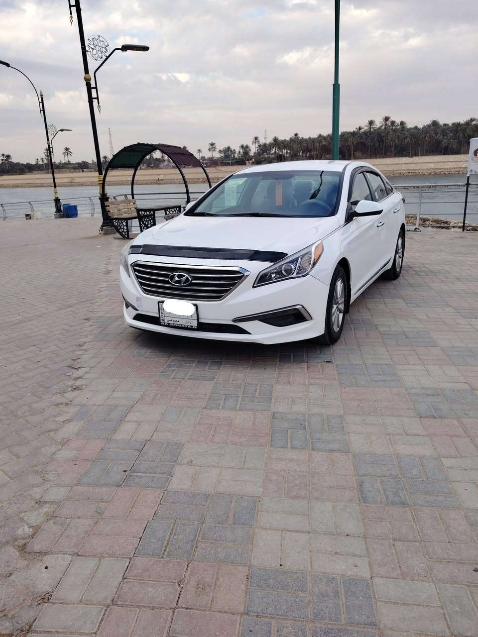 سلام عليكم البيع او مراوس حسب القناعه
 سوناتا امريكي
 موديل 2017
 ضرها فقط البنيد الباقي كفاله عامه
 محرك كير تبريد كفاله
 ماشيه 170
 سونار موجود بل منشور
 لون أبيض
سياره ع واضع شركه 
 مكان سياره الانبار قضاء هيت 
 رقم انبار شرط تحويل ثاني يوم
السعر 125 وبيها مجال بسيط الاتصال
 ***********
 ***********
