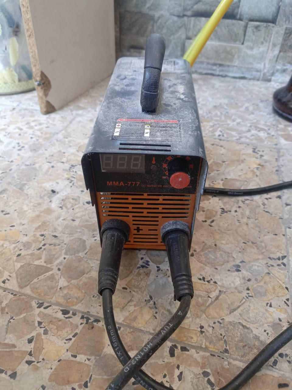 السلام عليكم اخوان كاويه لحيم حجم صغير جديده كلش سعره ٥٠ عنواني  بصره قبله


**إذا كنت صاحب هذا الإعلان وتريد حذفه لأي سبب، رجاءا أرسل رسالة إلى الدعم الفني**