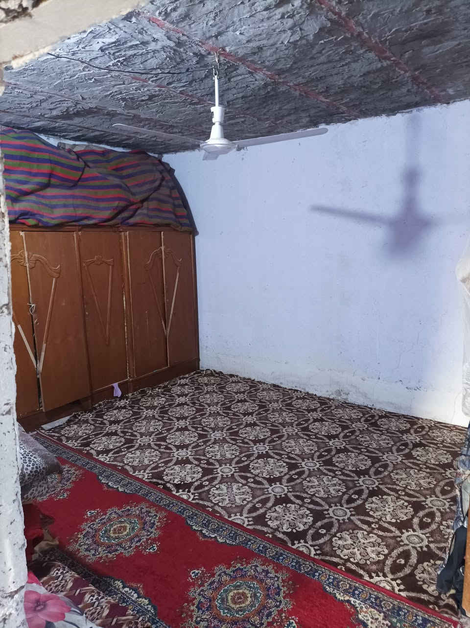 #بيت #مساحة #100 #متر #واجهية 5 ومشمول الطابو 
#ونزالة 20 غرفة وصالة ومكشوفة وحمام داخل الصالة ومطبخ وحوش وستقبال وحمام وتواليت. موقع  شارع مطار القديم خلف #اسواق الامير سعر/13  وهذا رقم ابو البيت ***********
