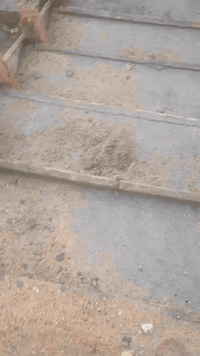 السلام عليكم جزء من اعمالي الحاليه منطقه الحشد تم اكمال السقف الطابق الأرضي نجاره وتسليح وصب  تشتغل جميع مناطق البصره  ***********
