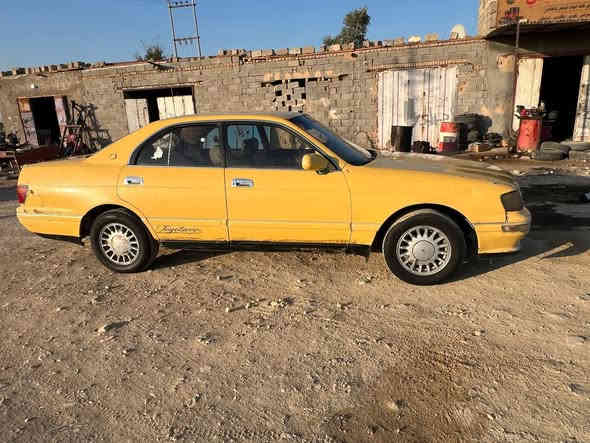 السلام عليكم
بطه منفصل موديل ٢٠٠٠
رقم بصره سنويه نافذة بدايه ٢٠٢٥ 
تريد تحويل تريد وكاله 
سياره كير ومكينه ٢٥٠٠ جديده 
حداده جديده 
تخم تاير جديد 
السياره جاهزه كبل للشارع 
كفاله من الضربه القويه والكص والنقل جثه والعيب الشرعي 
السعر ٣٢ وبيه مجال للشراي 
مكاني ناصريه قلعه سكر 
*********** اتصال + واتساب
