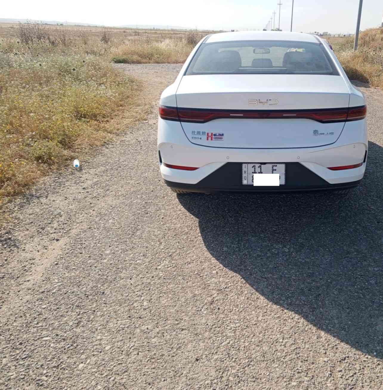 السلام عليكم BYD للبيع جن بلص
مكفوله كفاله عامه عدا رصعتين بالبنيد
ماشيه13 الف ع البانزين والعام 26 الف
مواصفات معروفة داخل ابيض رقم بغداد باسمي 
للاستفسار واتساب مكاني الفلوجه 

+964 751 906 4781
السعر 117 $ بيها مجال بسيط
