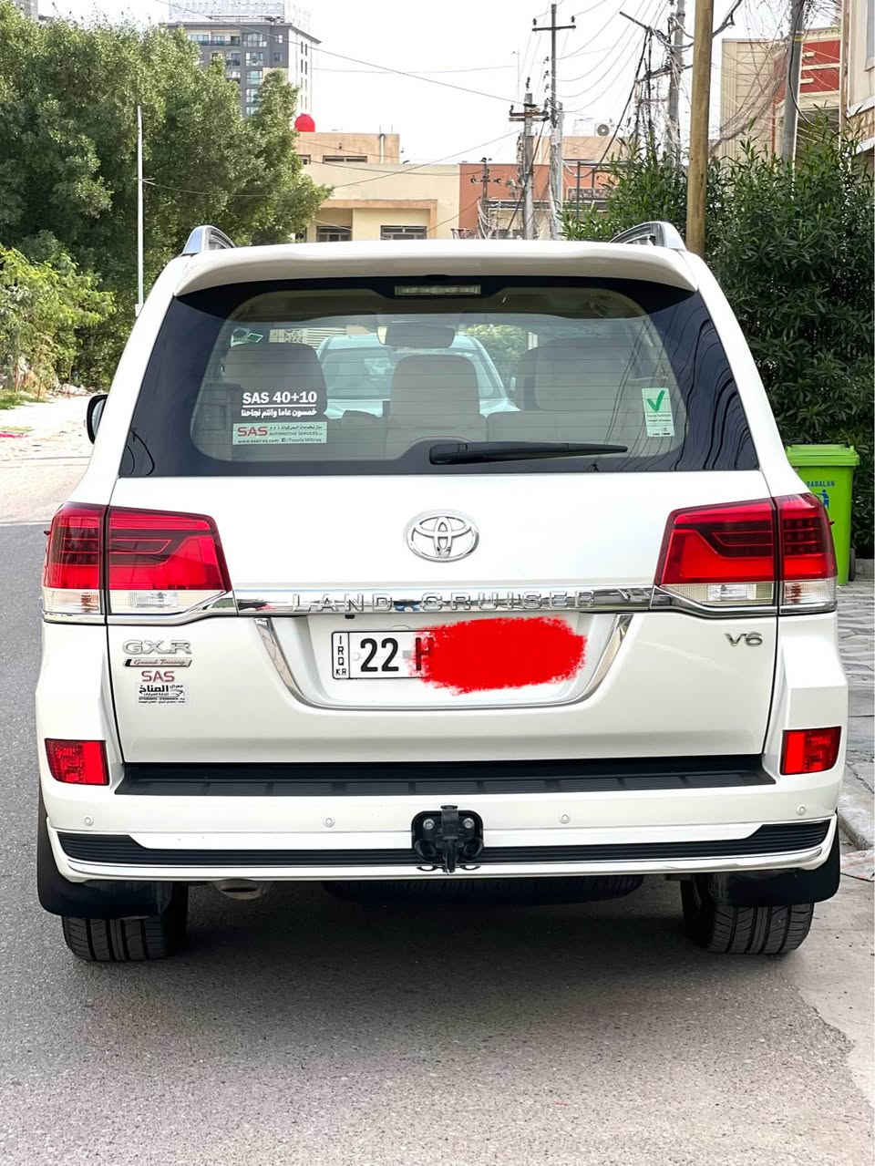 السلام عليكم
لاندكروز 2019 كراند تورنك  GXR  SAS 
ضمان SAS  تويوتا العراق 
محرك  V6 4000
سلايت و 5 بصمات وتشغيل عن بعد 8 ايرباك
كشن مخمل واحد كهرباء  
دشبول ليزري اسود لكزز
لايت اسود وبخاخ لايت
جنطه كهرباء حركتين 
شاشه وكامرا وشاشه خلفيه عدد 2 خلفي
ويل كل كروم اسود حجم 20
حساس امامي وخلفي رساله ترحيب لاندكروز 
السياره جديده حيل 
الباب الخلفي الاسفل مفتوح فقط  
ماشيه 59000 KM 
السعر. 50500
***********
*********** بغداد, العراق
