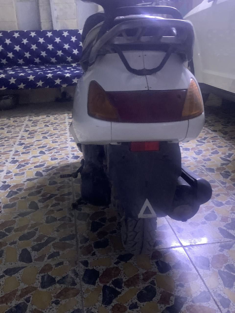 السلام عليكم
دراجه سبيسي كفرات اصلي خمس اختام دراجه كلشي بيه اصلي كبق هندر كشن قفل جنطه صالنصه دراجه كامله مكمله مال جناي مكينه مفتوحه 
الدراجه ما بيه اذ نقوصات فقط الكفر الامامي تجاري النوعيه الزينه 
السعر 725 وبيه مجال للشراي مكاني كوت انوار الصدر 
***********
