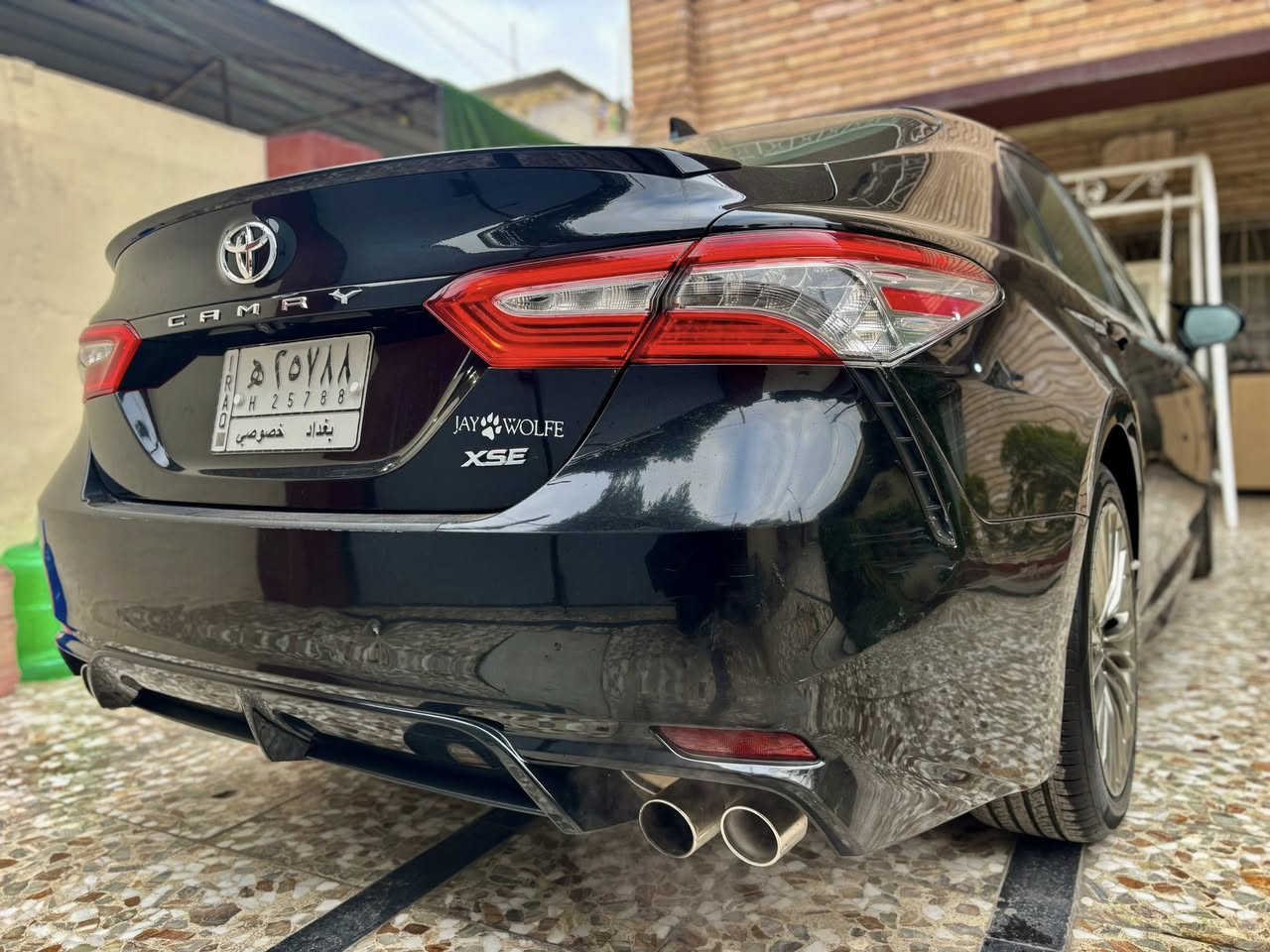 سعر مناسب جدا 168 ورقة 

كامري 2020 XSE فول V6 اعلى مواصفات 
فول مواصفات لكزز داخل احمر بلادي 

الحادث من امريكا باب خلفي وبنيد وقطعتين جلتتين بدون قطرت معجون عدا البنيد بي معجون السونار وصور الحادث بل منشور 

السعر 168 ورقة 

الموقع بغداد حي الخظراء 

الاتصال على ‭0770 003 0299‬
