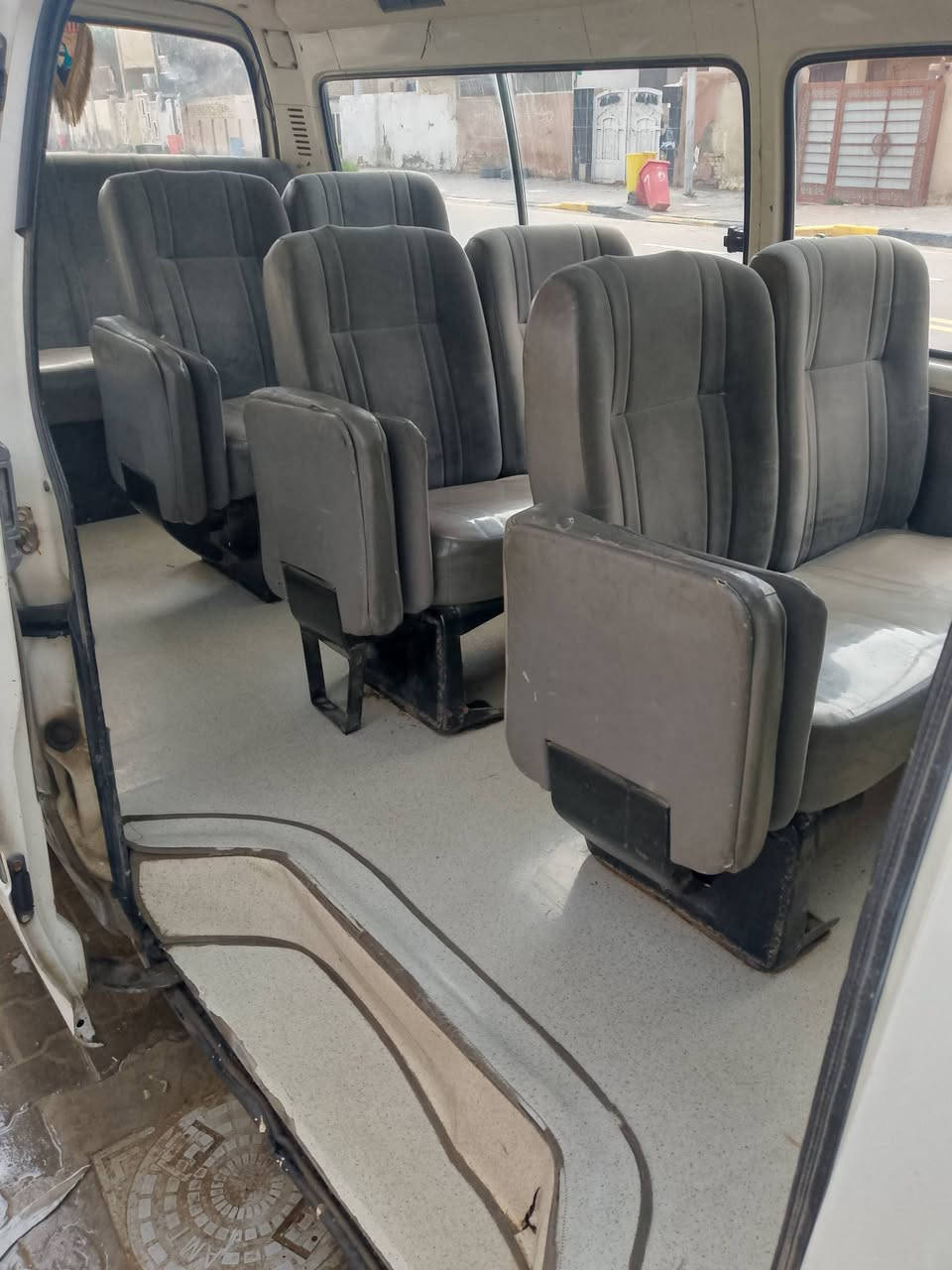 سلام عليكم فتون مصفرة هية وغرامات اسلمك رقم انكليزي مكفولة كير ومحرك واكسل للاستفسار ***********
