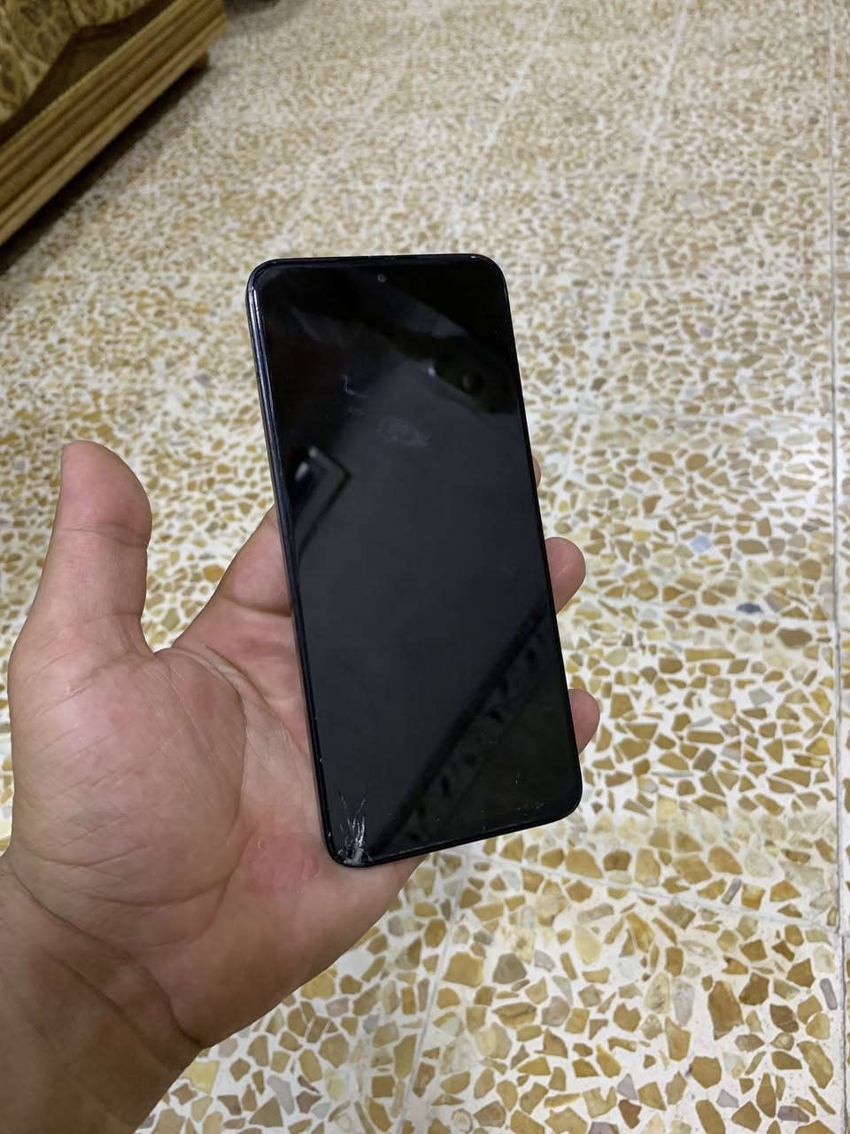 السلام عليكم
هونر ٩٠ لايت 
٢٥٦ رام ٨ 
شاشه ١٠٨٠ 
ببجي ٦٠ فريم 
شاشه بيها فطر بسيط ويتبدللها جام فقط
بدون غراض 
سعره١٤٥ بي مجال بسيط 
بيع فقط 
***********
حي فلسطين
