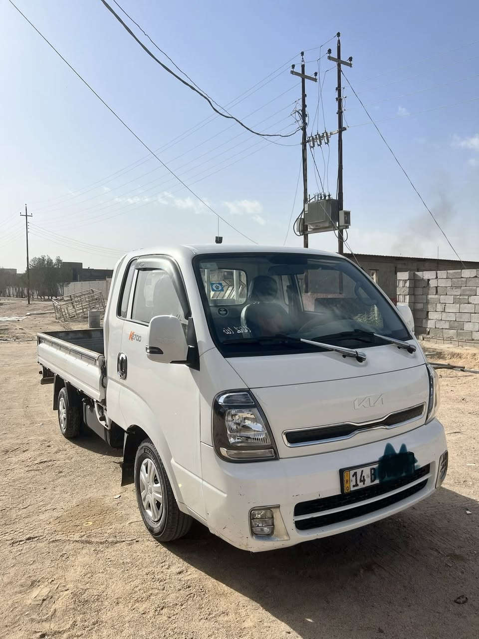 السلام عليكم كيه بنكو 2700  مفتوح 2023 سياره مكفوله من ضربه وصبغ وتبديل محرك نضيف رقم بصره  الاستفسار رقم  ***********
العنوان البصره الزبير
