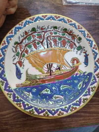 صحن نقش بارز • قديم • مطلي ذهب 24قراط