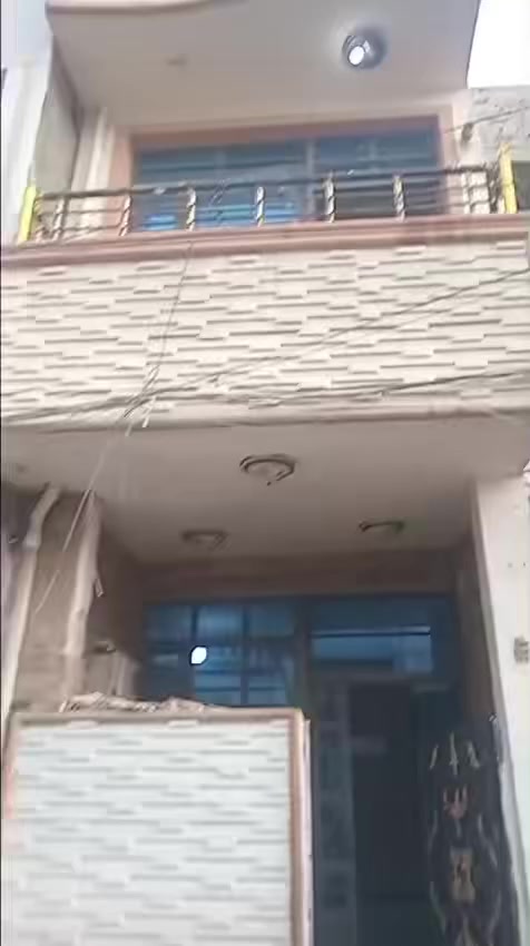 مشتمل للايجارالكم فرب الخط السريع غرفتين وصالة ومطبخ وخدمات الايجار٦٠٠
للاستفسار***********
