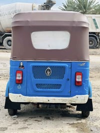 سلام  عليكم تكتك للبيع 23 مكفوله كفاله عامه بيه شي بسلط بلغد وشراي بي ...