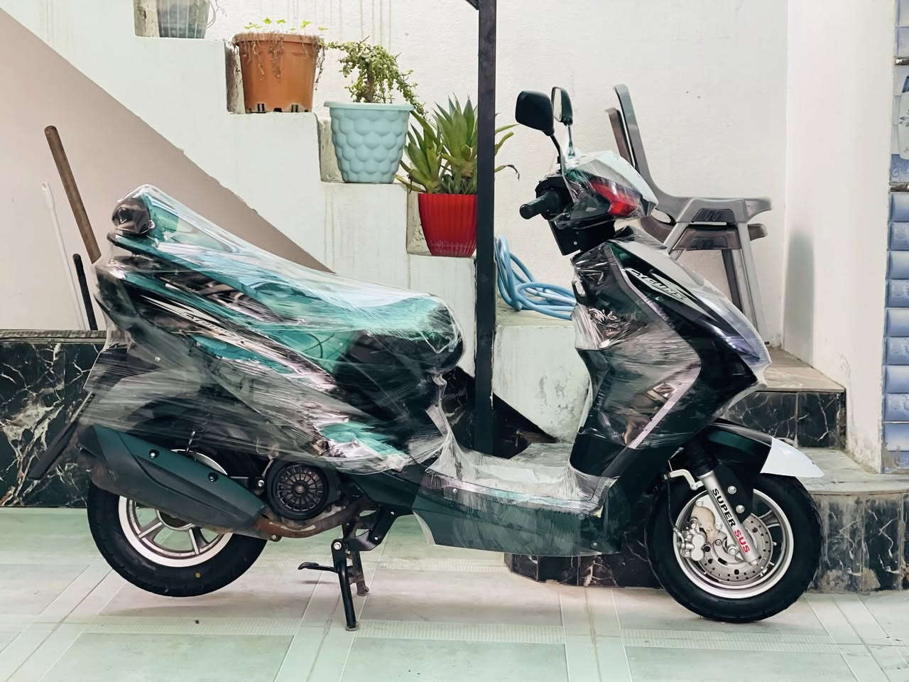 دراجة ماكس سكنس موديل2024
دراجة ماشاالله اخو جديد 
محرك فراشة 150 حجم مامفتوح
شرط لا صرف لا بخار صوط كاتم
دشبول الكتروني شغال
كهربائيات كامل شغال نكرة سلف
تايرات لوك بريكات بل مكان
دراجة ماشاالله سفر مابي اي نقص
سعر500
رقم موبايل***********
عنوان كركوك شورجة يم مطعم حمة ناصر
