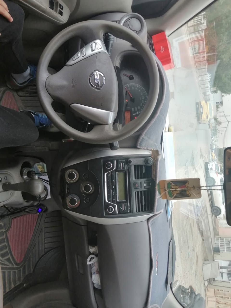 سيارة سَني للبيع موديل ١٩ 
السعر ٩٢ وبيها مجال 
للاستفسار ***********
