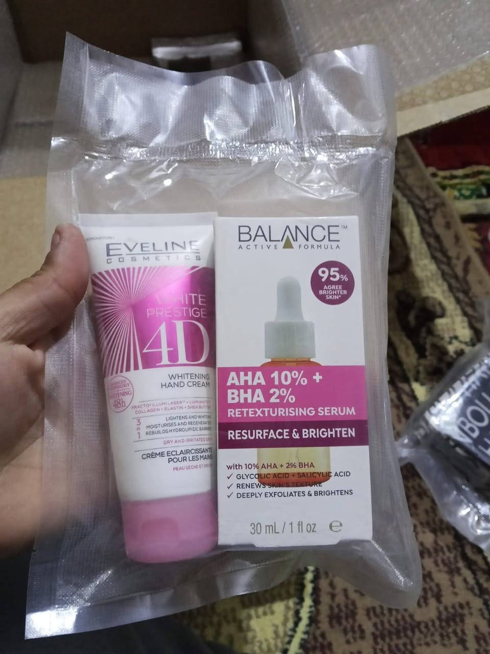 مناتجات عنايه اوربي كارتون بقي بيه كم قطعه كله ماركات 
اصلي شرط الفحص الحجز الستفسار مراسلة لبيج هلاأ وسهلا بيكم / وتساب 
***********
