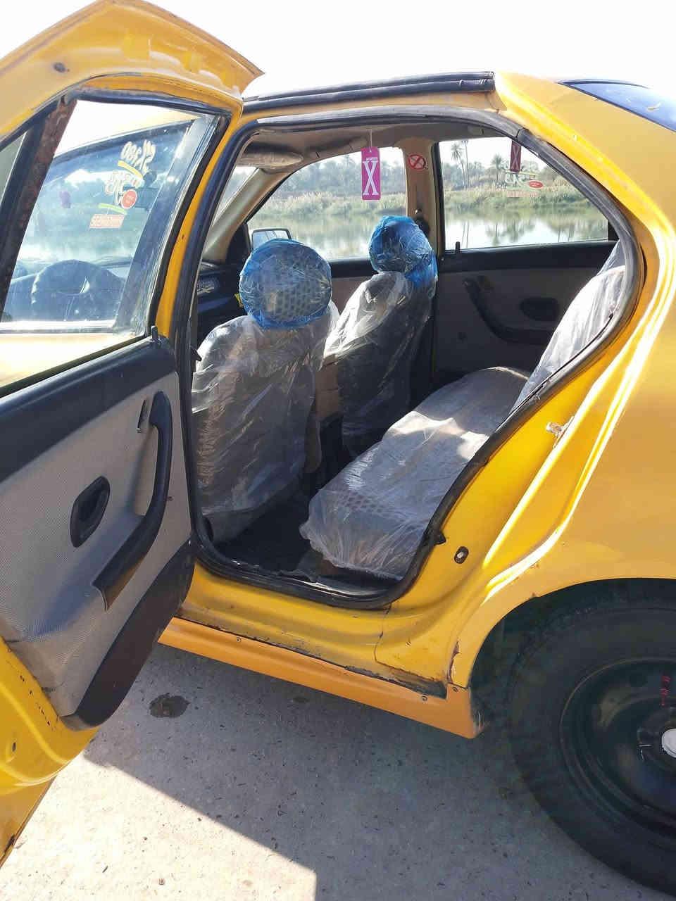 سلام عليكم سمند البيع
2رقم الماني عضم عاج 

3سياره كير ومكينه مكفولات 

4خير من الله مال جناي

5موديل 2009

سعر 17 وبيه مجال 

رقم التليفون ‏‪0776 281 4821‬‏

مكان كربلاء  اطوريج
