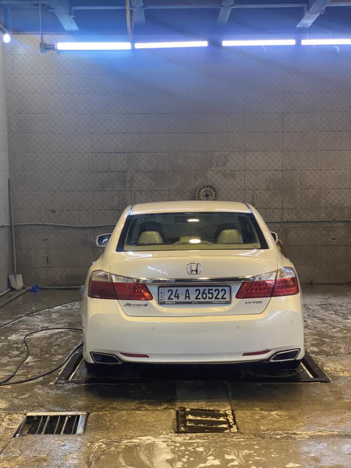 السلام عليكم للبيع هوندا اكورد خليجي 2015 رقم دهوك
مكينه 2500/ 4 سلندر
سياره جاهزه مابيه اي نقص والحمدالله. للاستفسار اتصال فقط ***********
