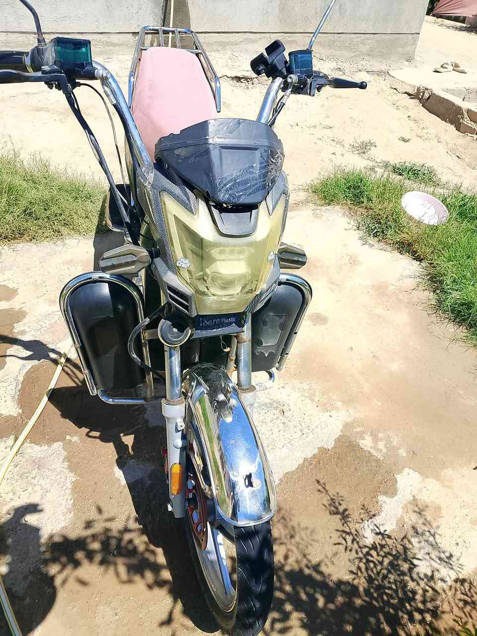 السلام عليكم للبيع هارلي الأخوين مستعمل بطاريات عل فحص سعر 300 المكان الفلوجه الازرگيه رقم الهاتف ***********
