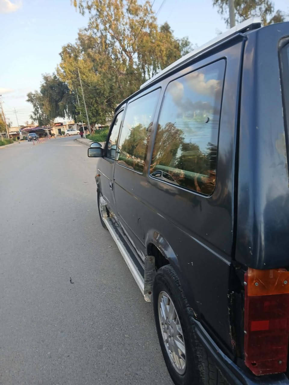 سلام عليكم كلايزر موديل 90 للبيع شرط الوكاله أو التحويل ابيع رقم دولي مكينه معمره جديد السعر 22 للاتصال ***********
