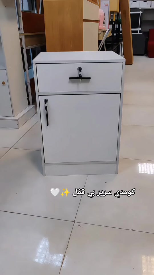 كومدي سرير ✨ خشب MDF ✨ القياسات// العرض ٤٤ سم ، الارتفاع ٦٥ سم ، العمق ٣٩ سم  السعر // ٤٣ الف توصيل بغداد بـ5 ✨ محافظات ب10 🤍 #كومدي #كومدي_سرير #اثاث 


**إذا كنت صاحب هذا الإعلان وتريد حذفه لأي سبب، رجاءا أرسل رسالة إلى الدعم الفني**