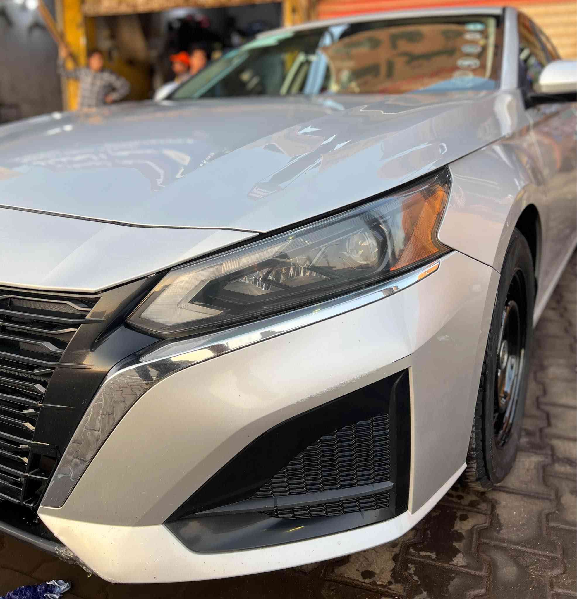 السلام عليكم 
مكاني البصرة المركز

نيسان التيما موديل 2023 وارد امريكي
 لون سلفري رقم بصره انكليزي معوقين وكالة عامة 
 وبأسم رجال وابنه ينوب عنه بالتحويل
 ضررها جاملق خلفي صبغ والصندوق مصبوغ نصه كلير 
 مواصفات S  معروفة 

شاشه 
تحكم اسيترن 
مثبث سرعه 
قيادة سبورت 
رادر امامي خلفي 
رادار حانبي 
مكينة 2500 
خير من الله سياره جديده 
وماشيه 45 ميل 
مكاني البصره مركز *********** 
سعرها 153 وبيها مجال بصيط الشراي 
 بيع فقط شراي يتصل وذالخدمه ماقصر وياا
وفدوه الي يسولف ويسئل خلي يستفسر من غيري ابو الخصيب, البصرة
