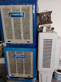 للبيع ٣ مبردة 07709376400
