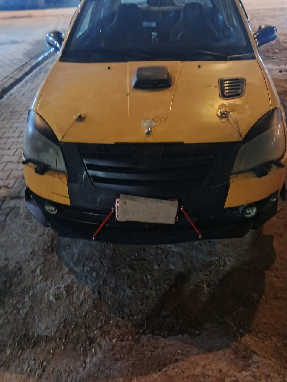 السلام عليكم شيري موديل 12 محور مكينه او كير ابو الجف تبريد شغال مابيه اي نقص تشغيل بصمه وعن بعد وثلاث شاشات مطلوبه هيه 860و غرامه مروريه380 ورقم بغداد احمر تحويل مباشر استلم صافي سعر 15 ورقه  رقمي *********** بي واتساب. مكان بغداد الشالجيه
