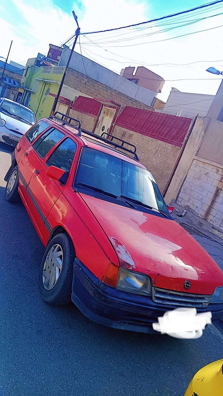 اوبل كاديت ستيشن 
موديل ١٩٩١
حجم ١٦.. رقم الماني 
تنتهي ٢٠٢٧
فول عادي 
مكينة كير شرط 
باتري جديد 
للاتصال على الرقم  ***********
