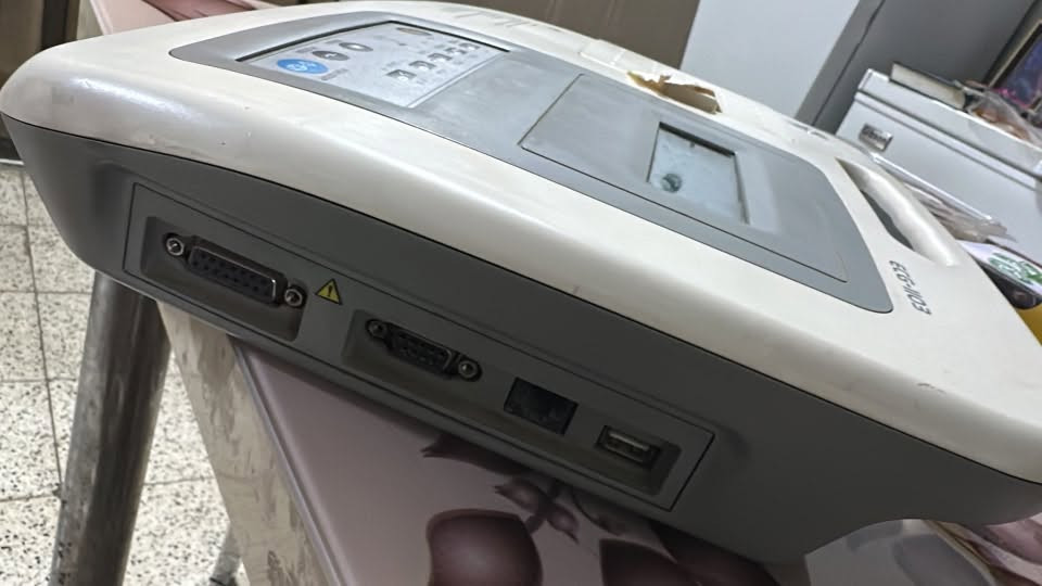 جهاز تخطيط قلب مستعمل بغداد  زيونه ***********
