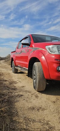 هايلوكس • ٢٠١٥ • اوتوماتيك