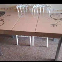 ميز طعام • ما بيه عيوب • قابل للتفاوض