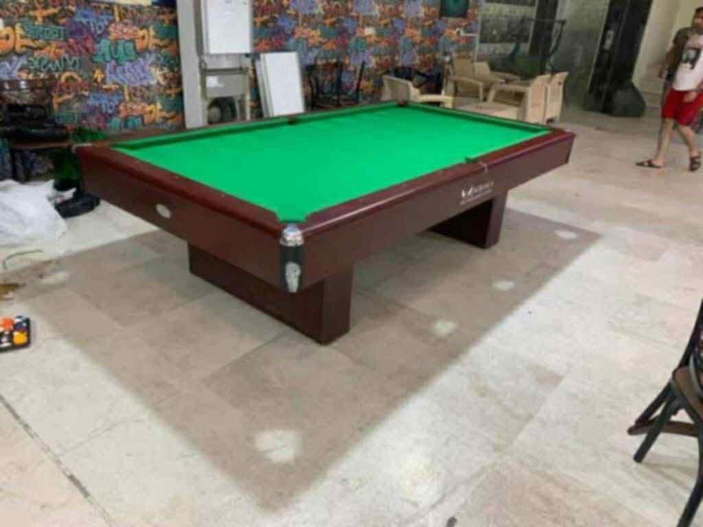 السلام عليكم بلياردات مستخدمه قليل للبيع بأسعار مناسبه جداً يوجد شد ونقل كافة محافظات العراق مع الضمان 
للحجز والاستفسار *********** _ *********** 
 يتوفر واتس اب
العنوان  بغداد حافظ القاضي قرب دائرة الكهرباء📍
