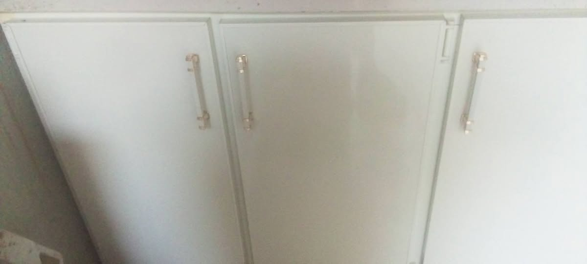 للبيع أغراض منزلية في أربيل مجمع اتلانتك 
مرجوحه وبلازما وزوالي احجام مختلفه وجهاز بايسكل رياضي جديد للاستفسار اكثر يرجى الاتصال على الخاص أربيل, العراق


**إذا كنت صاحب هذا الإعلان وتريد حذفه لأي سبب، رجاءا أرسل رسالة إلى الدعم الفني**