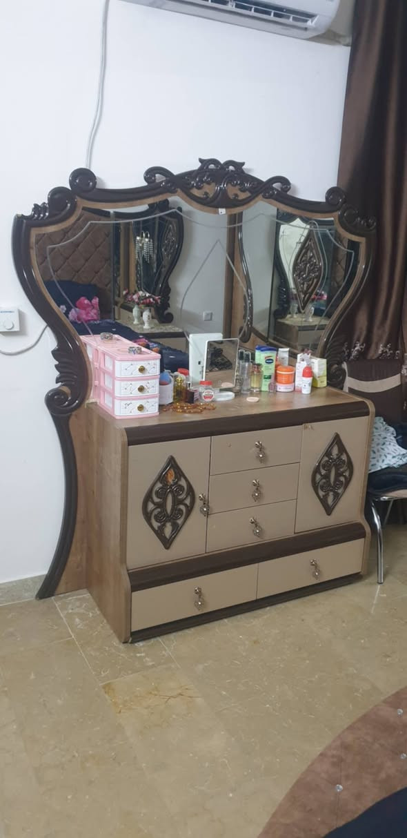 غرفه اخشاب تركي نظيفه يردوها ع 900وبيها مجال


**إذا كنت صاحب هذا الإعلان وتريد حذفه لأي سبب، رجاءا أرسل رسالة إلى الدعم الفني**