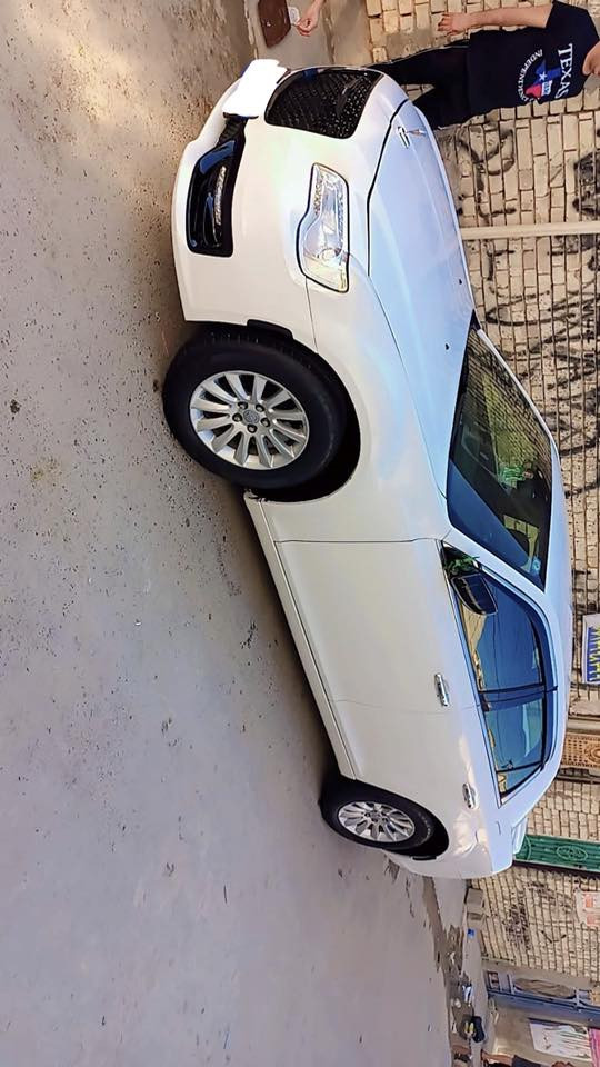 اوباما للبيع موديل 2013 رقم بغداد سياره جاهزه من كل النواحي تبريد تخم تاير السياره بإسمي مداور ثاني يوم 
للاستفسار 

***********
***********
