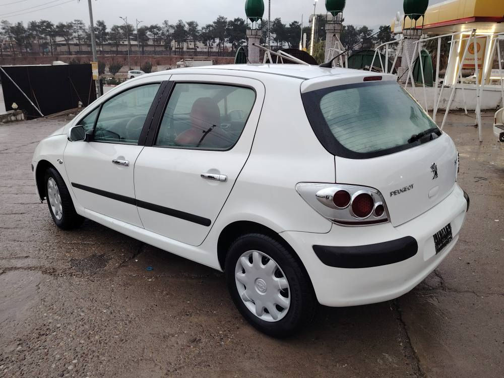 بە ناوی خوای گەورو
بیجۆ فەڕەنسی 2006 سپی بەفری
فول مواسەفاتە ئاڕمو سەنەوی ئەسڵیە
دینارێک مەسرەفی نییە لە سلێمانییە
ژت***********
ژت*********** السليمانية, العراق
