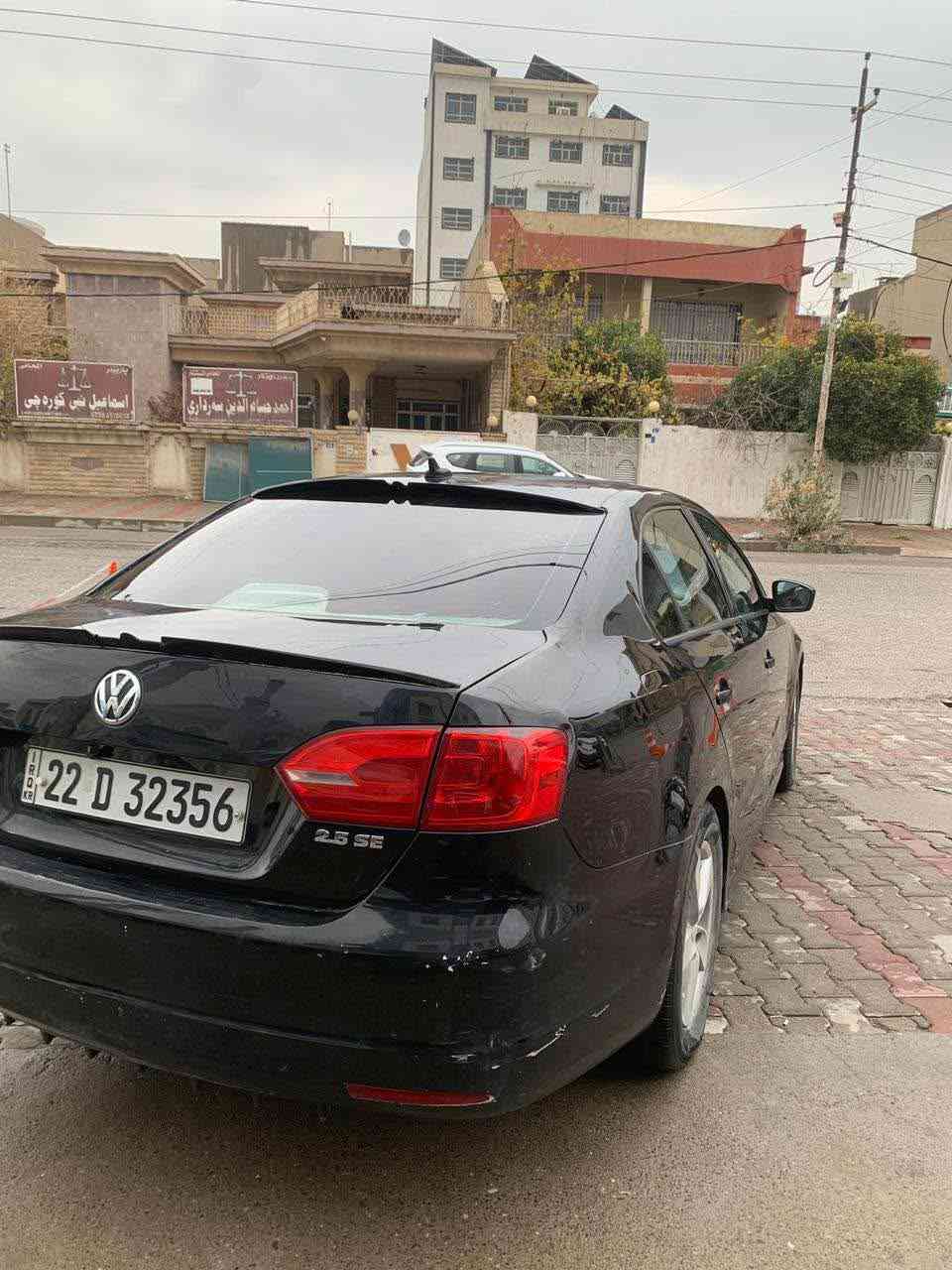 ▪️ڤۆلکس واگن جیتا : Jetta خلیجی ……………
▪️مۆدێل /2012 / گێڕ تۆماتیک ……………………
▪️رەقەم هەولێر سەنەوی نوێیە ……………………
▪️مەودای رۆیشتن / ١٦٠ هەزار میل مەکینە کەپس 
▪️مەکینە / V5 -2,5 پێنج پستنە بێ عەیب ،،،،،،،،،
▪️گێڕ و مەکینە و تەبرید و کارەبایی بەشەرت ،،،،،،،
▪️مواسفات / se بێ سلایت چوار جام ئۆتۆ ،،،،،،،،،

▪️سەیارەکە حیزام سبوغە جەمپێکی پێشی هەیە …
▪️ئێرباگ سیستەمە ، کەمەک بەدەنەی گرتیە ،،،،،،،،
▪️سەقفی سبوغی کالبونەوەی هەیە
*********** أربيل, العراق
