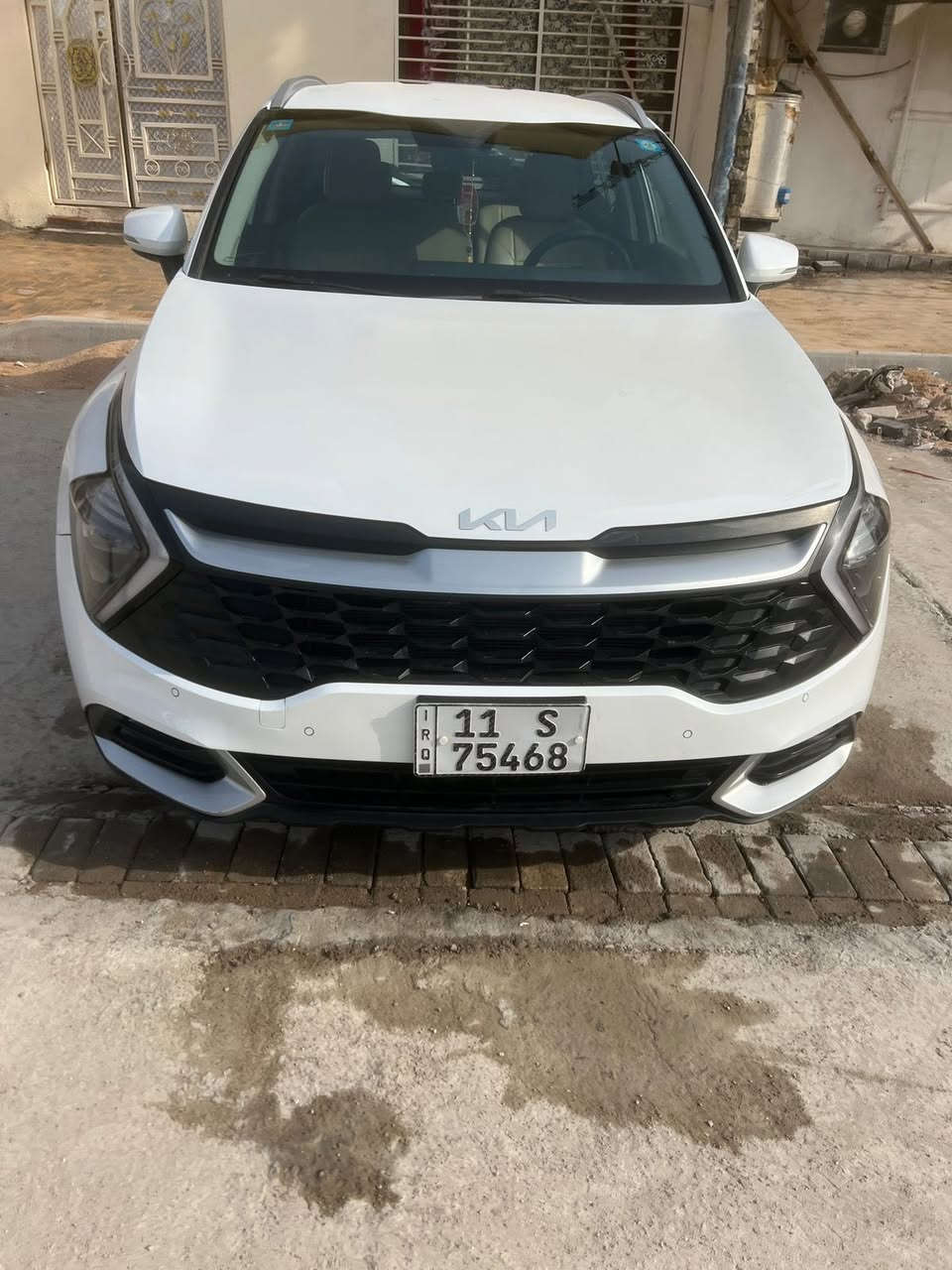 ***********  السلام عليكم سيارة خليجي ماشية ٩٠صندوك كهرباء ستيرن كهرباء  تبريد كشنات كهرباء (السعر ميتين وعشرة وبيهةمجال)
