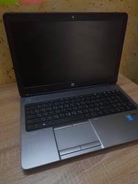 لاب توب HP • نضيفه • شاحن وياها