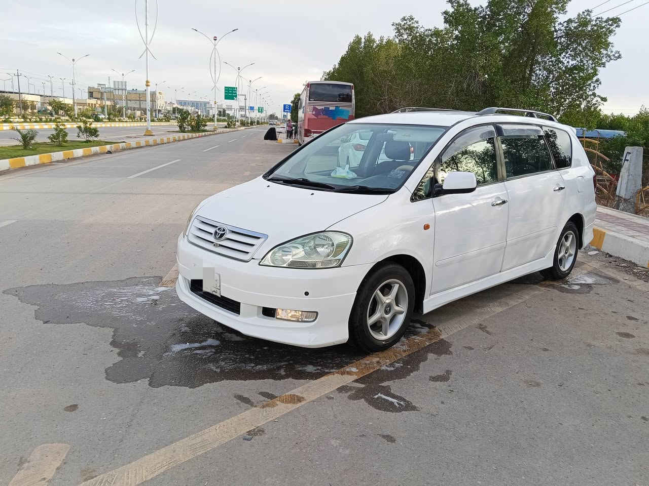 السلام عليكم ابسم موديل 2002 بصره تحويل مباشر توويل اصل جاهزه مكينه كير حداديه تخم تاير  كارتون حساس كامره خلفي امامي جاهزه أحله من صور سعره 125
***********
***********
