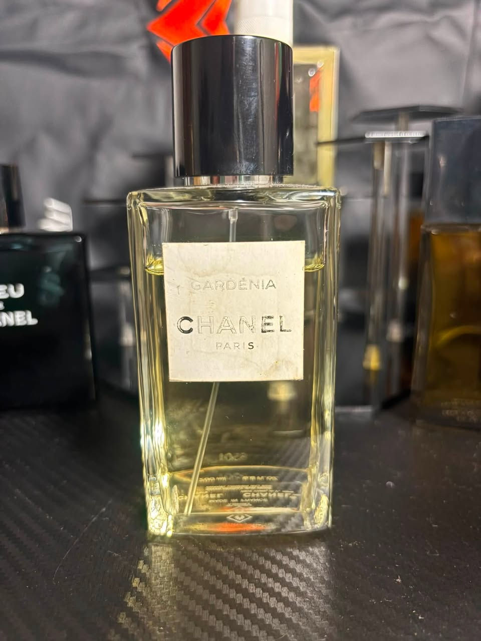 السلام عليكم عطور مستخدمه 
السعار داخل الصور


**إذا كنت صاحب هذا الإعلان وتريد حذفه لأي سبب، رجاءا أرسل رسالة إلى الدعم الفني**