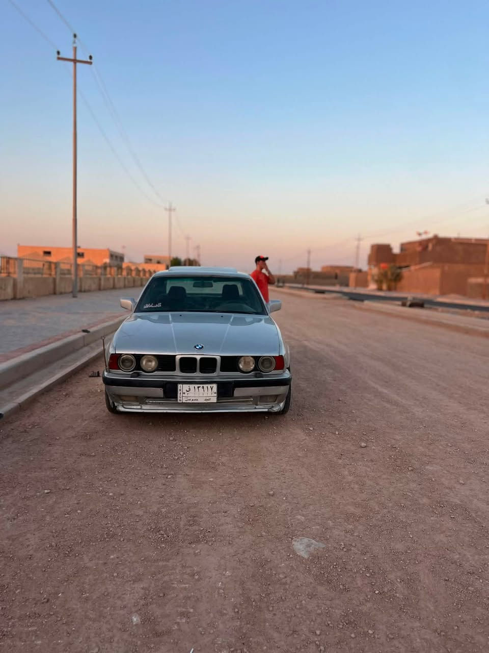 سلام عليكم بي ام للبيع السعر 35 وبيها مجال بسيط مكان سماوه موديل 91 حجم 535 كل شي بيها شغال حداديه جديده المكان سماوه ***********
