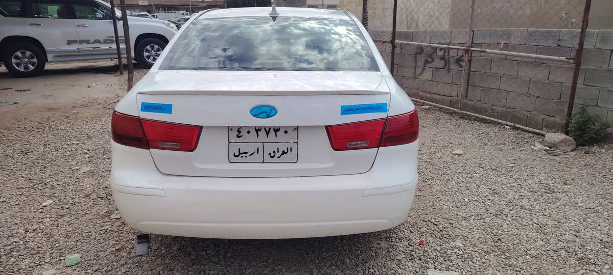 سوناتا ٢٠١٠ أمريكي محرك ٢٤٠٠ كلين بدون ضرر او تبديل كله ليبل واحد بيه شويه تكشير بخشم البنيد ورشيت نص البنيد مكفوله محرك كير تبريد صدر كهربائيات جاهزه الف ماتصرف عليه تخم تاير سنويه نافذه ٢٤ تريد وكاله تحويل حاضر مكان السياره الصويره سعره ١١٠ وبيه مجال كلش بسيط السياره لا بارد ولا شخط *********** رقمي بي واتساب
