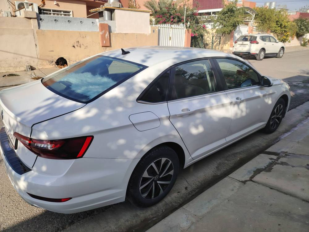 بسم الله الرحمن الرحيم 
جيتا موديل 2023 فئهs تحكم استيرن رادار امامي وجانبي كامره خلفيه بلاديه حادث خلفي 3 قطع بجم كبس شركه يعني بلادي كير ومحرك وكهربائيات كله بشرط مكان سياره اربيل طريق مجدي مول اي استفسار *********** واتساب مفتوح
سعرها 125 أربيل, العراق
